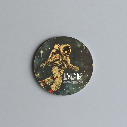 DDR Mondbasis Magnet klein